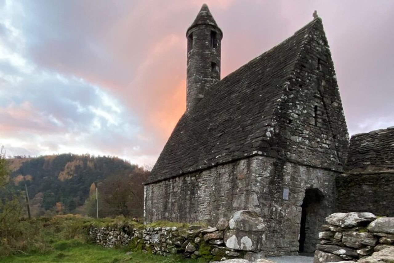 Glendalough e la storia di Wicklow in Song Coach Tour