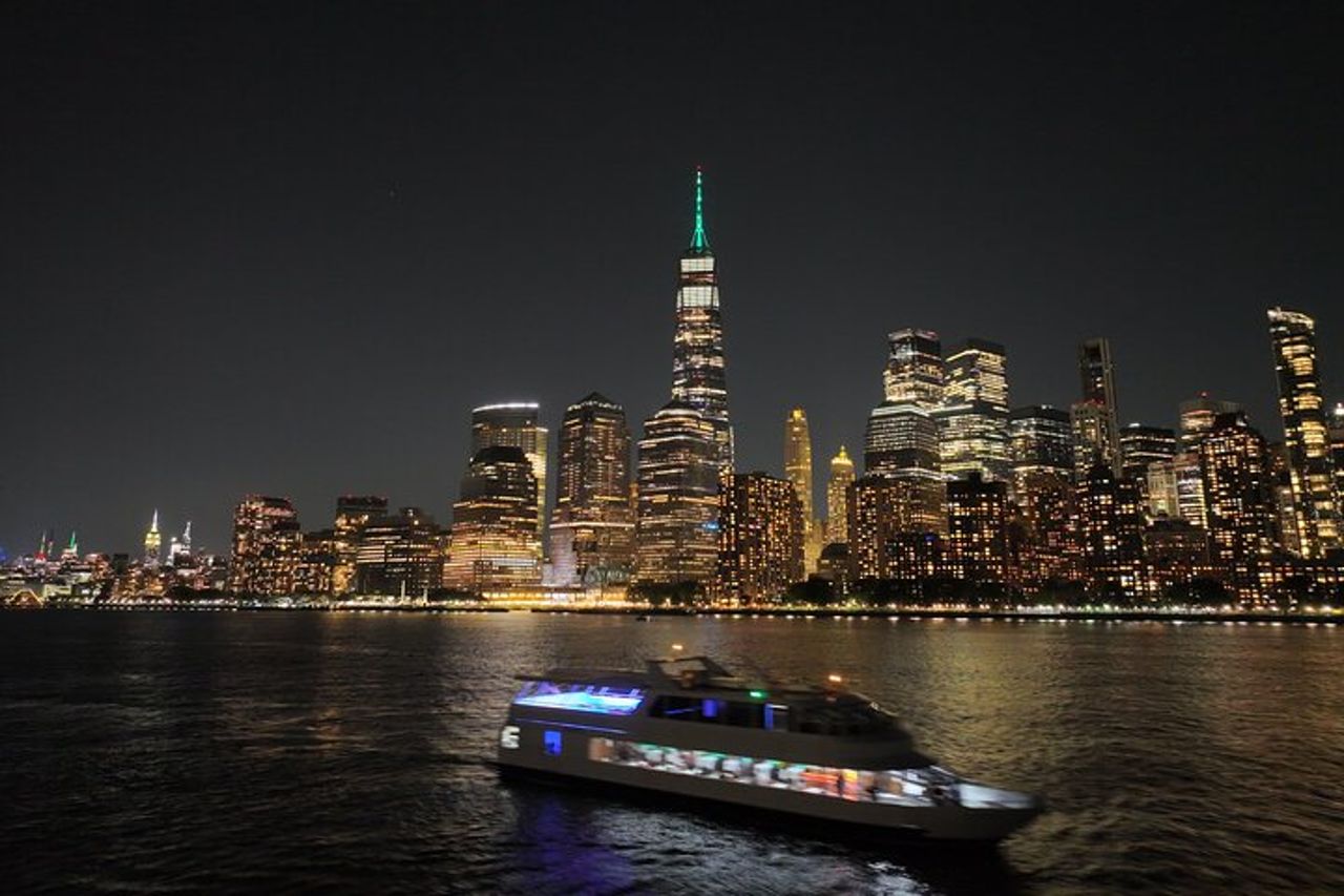 Crociera con cena a New York City con musica dal vivo — 9