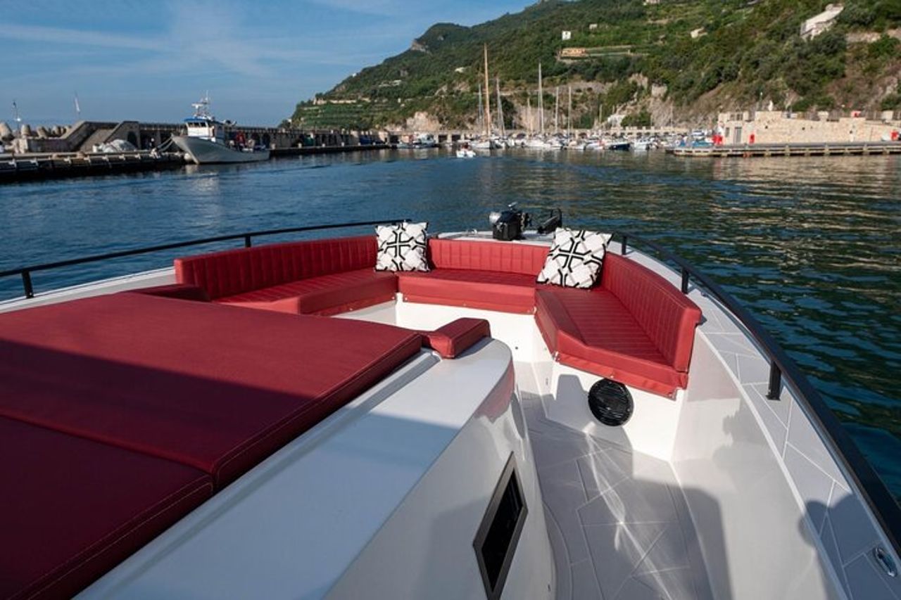 Tour privato in barca Isola di Capri, Grotte, Faraglioni — 8