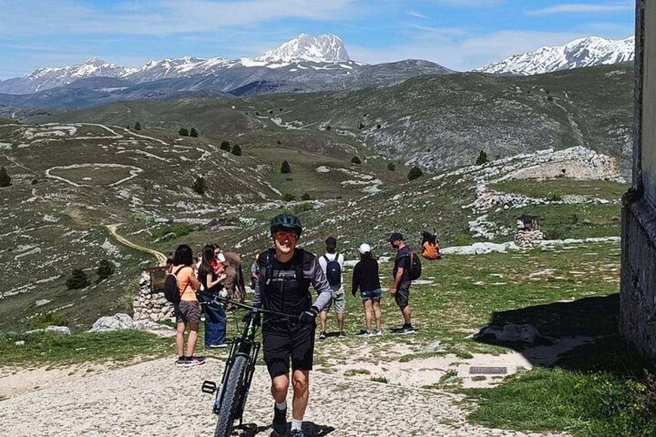 Emozioni in E-Bike al Castello di Rocca Calascio — 4