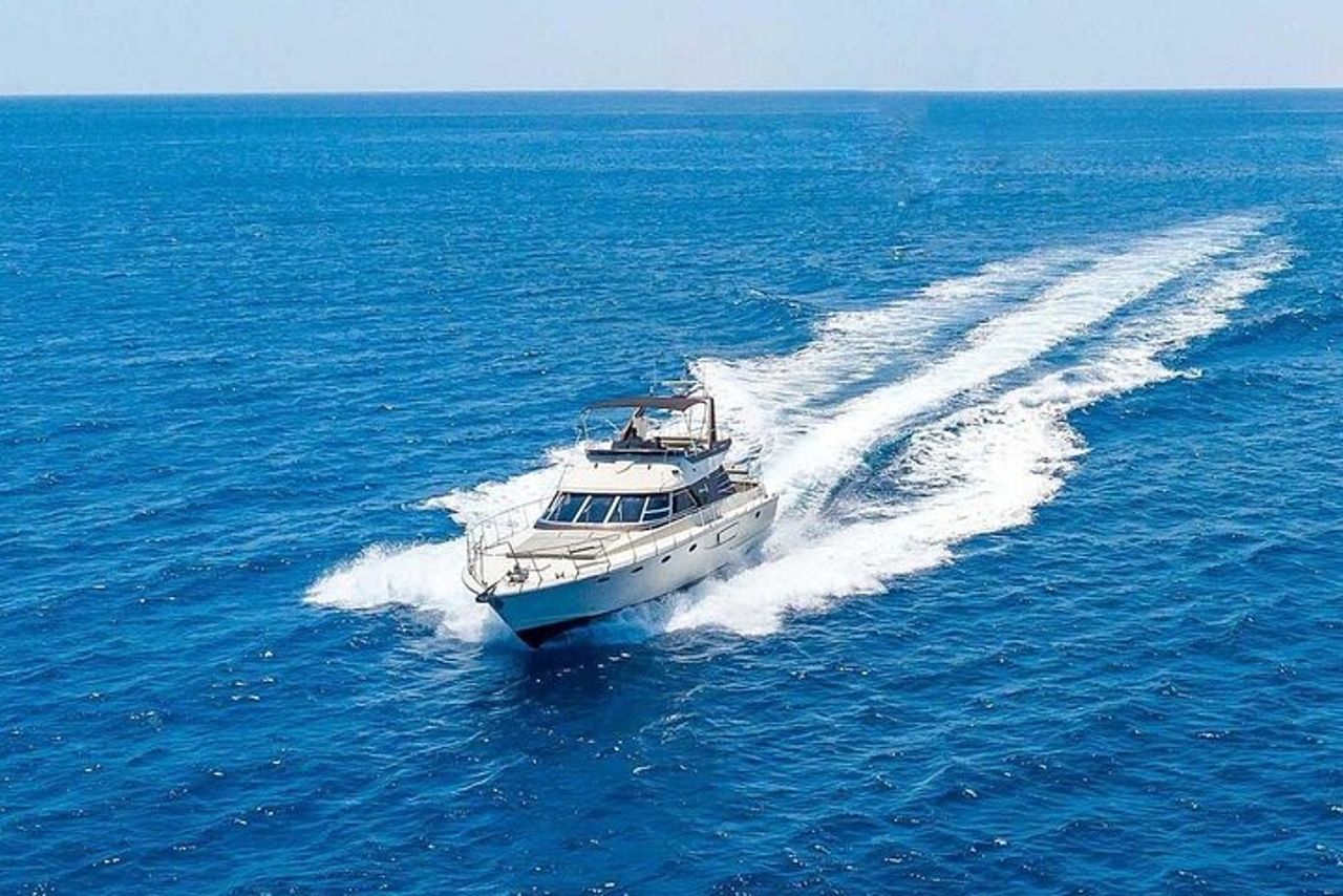 Crociera privata in yacht di un'intera giornata all'isola di Symi — 3