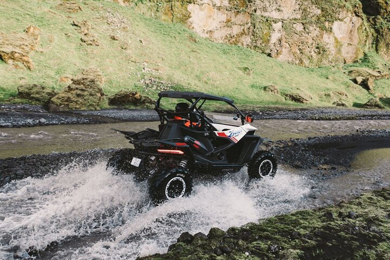 Avventura di 2 ore in buggy sul ghiacciaio a Mýrdalsjökull — 3