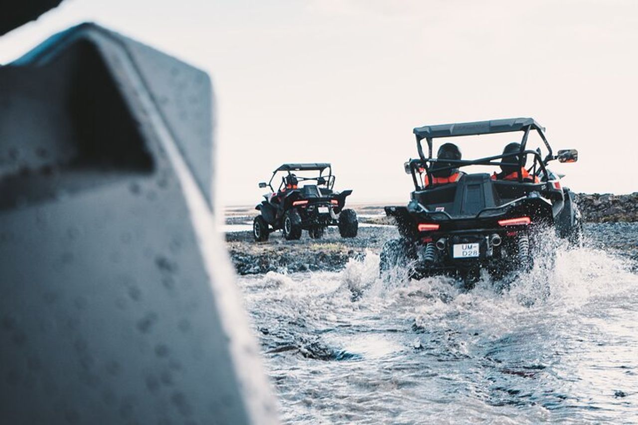 Avventura di 2 ore in buggy sul ghiacciaio a Mýrdalsjökull — 8