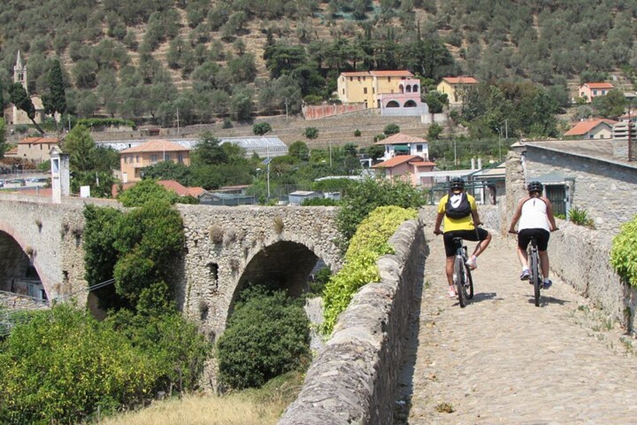 Pedala la Riviera dei Fiori a Sanremo — 5