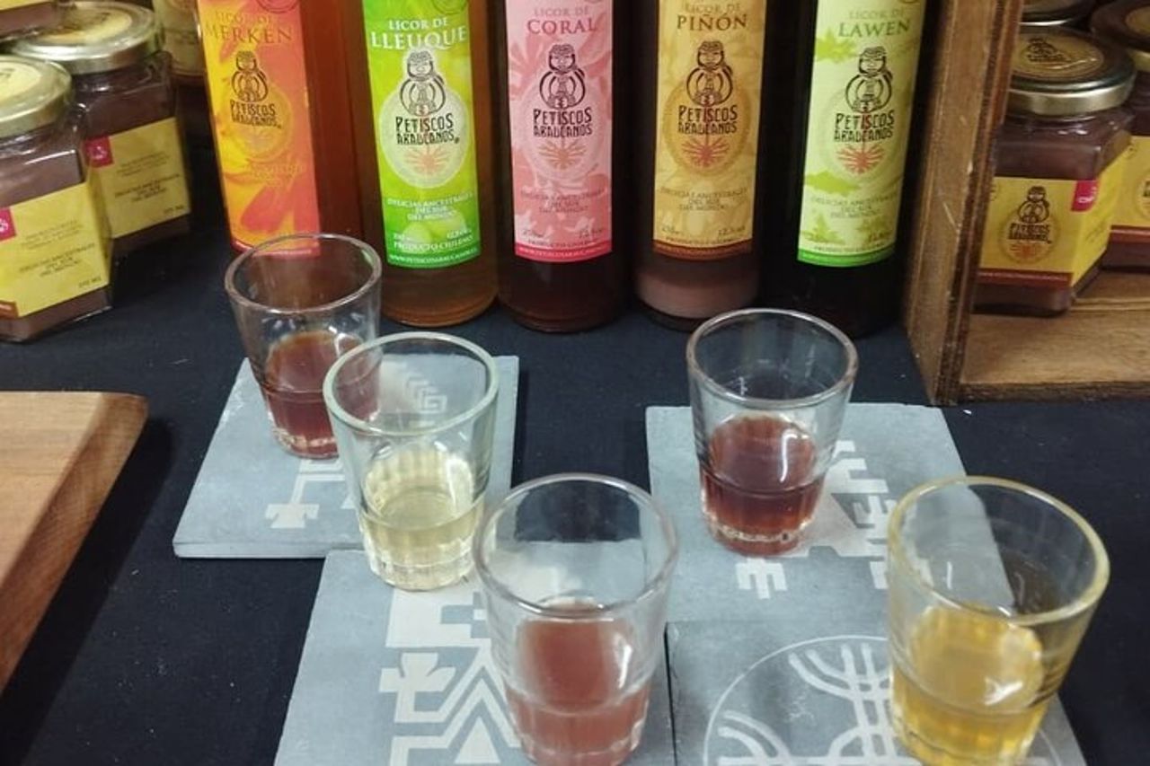 Degustazione di liquori, sottaceti e marmellate fatte in casa — 2