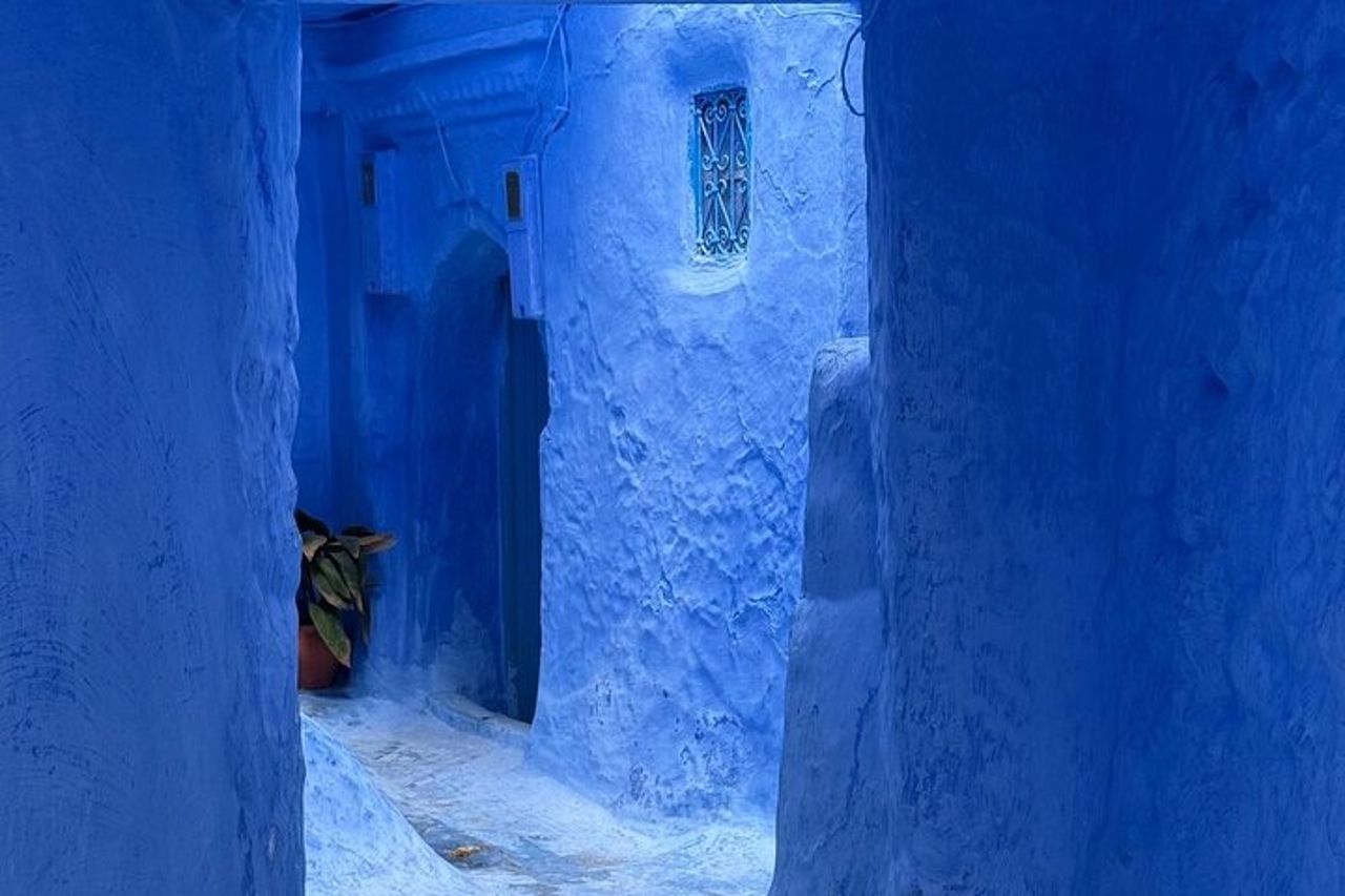 Tour esclusivo di un giorno della città blu di Chefchaouen per piccoli gruppi da Fez — 5