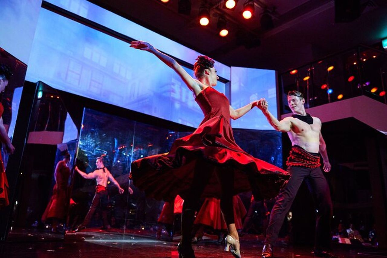 Sydney CABARET Cena in crociera — 3