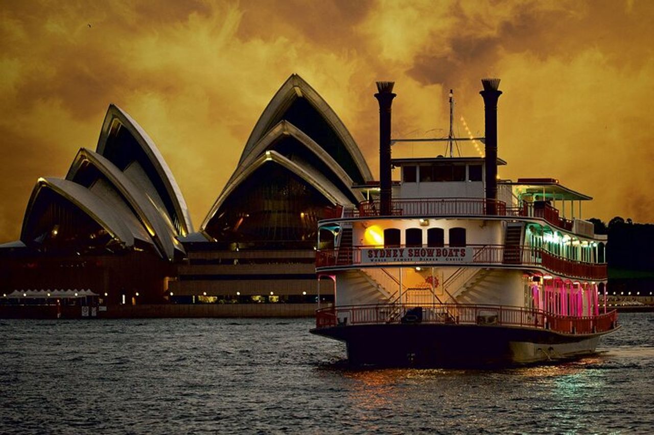 Sydney CABARET Cena in crociera — 6