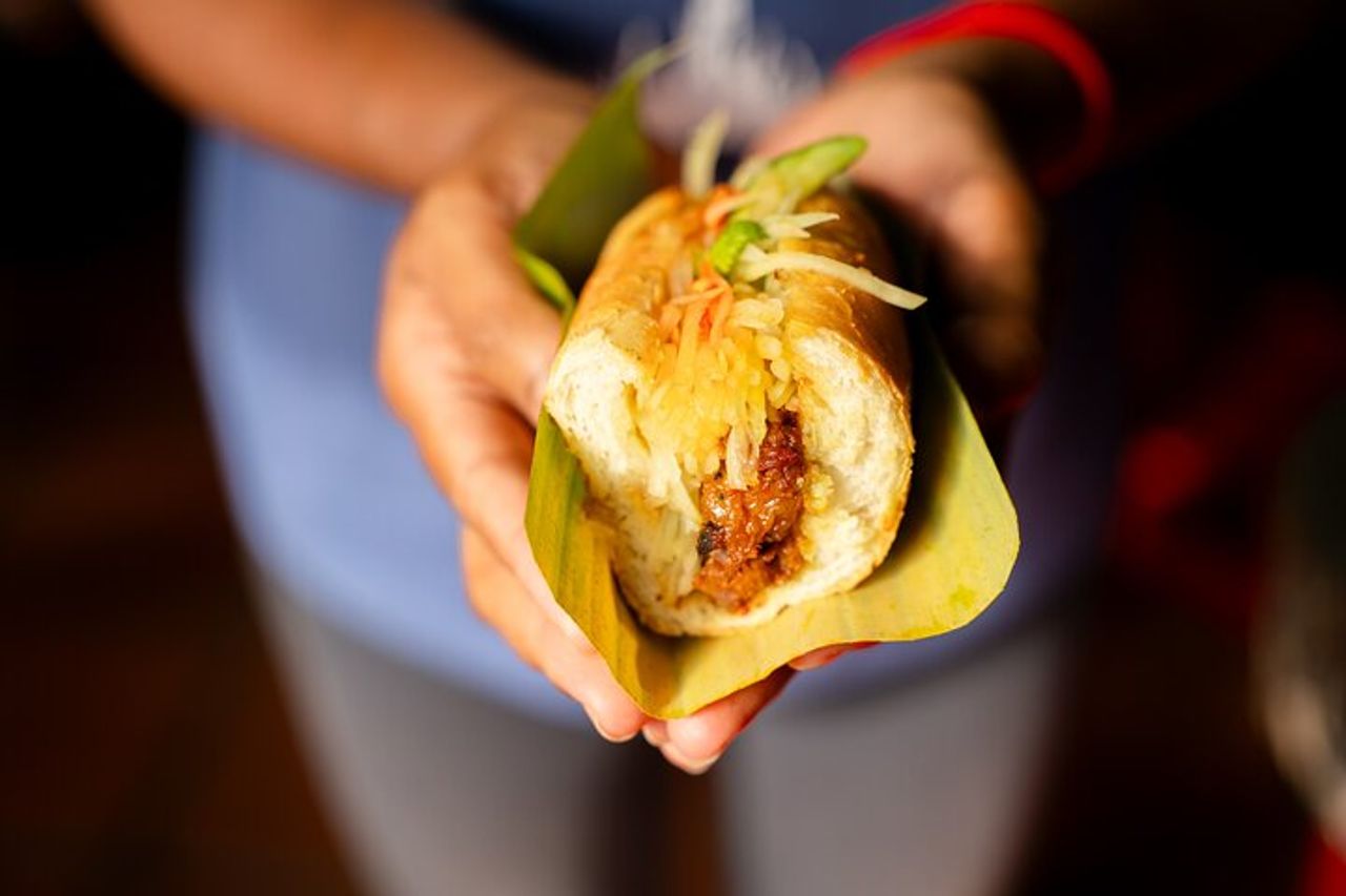 Tour gastronomico di Phnom Penh di Tuk Tuk: 20 Degustazioni e Bevande — 5