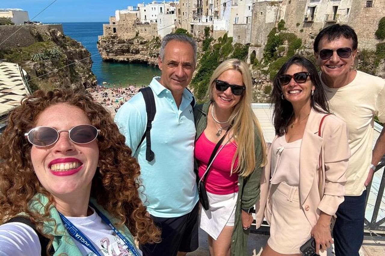 Tour guidato Alberobello, Monopoli Polignano Piccolo gruppo da Bari — 2