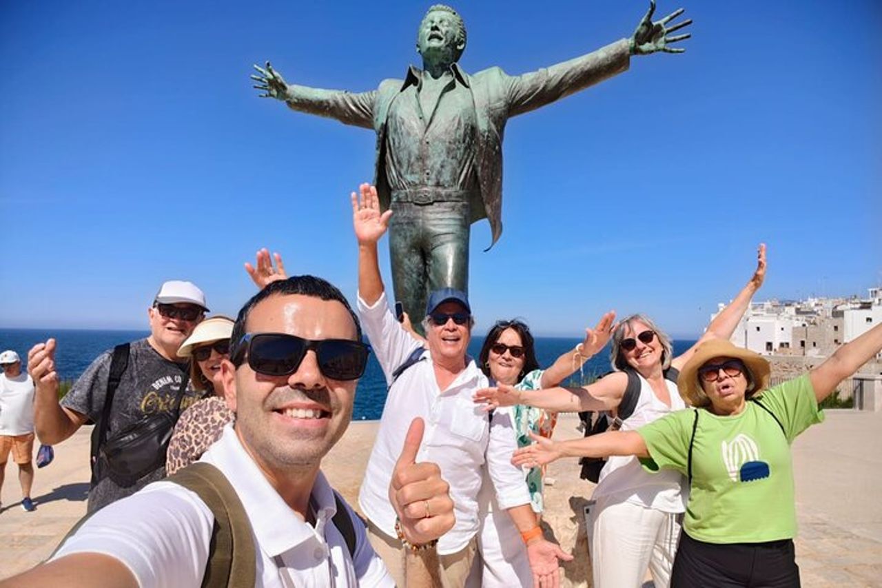 Tour guidato Alberobello, Monopoli Polignano Piccolo gruppo da Bari — 3