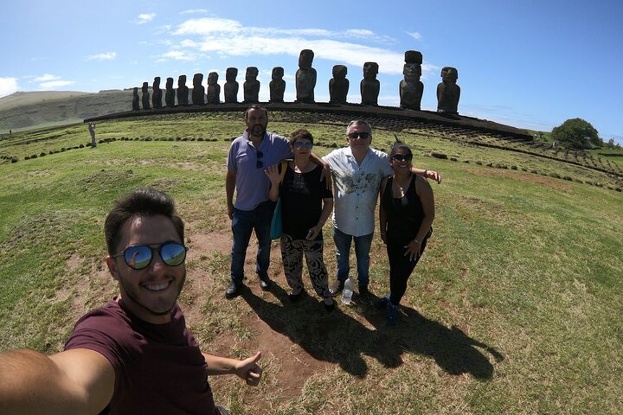 Tour privato dell'Isola di Pasqua in 4WD — 2