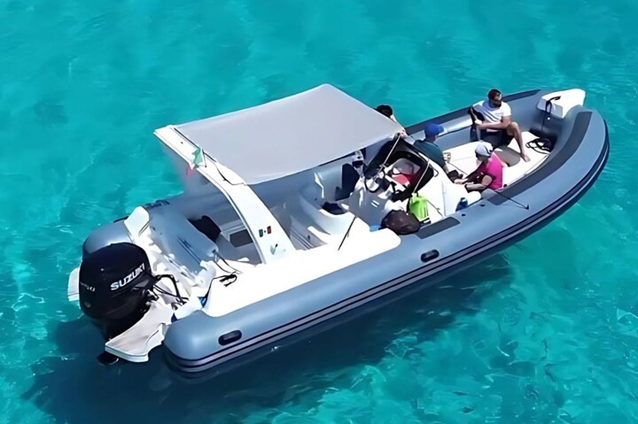 Da Olbia: tour in gommone con snorkeling a Tavolara — 9