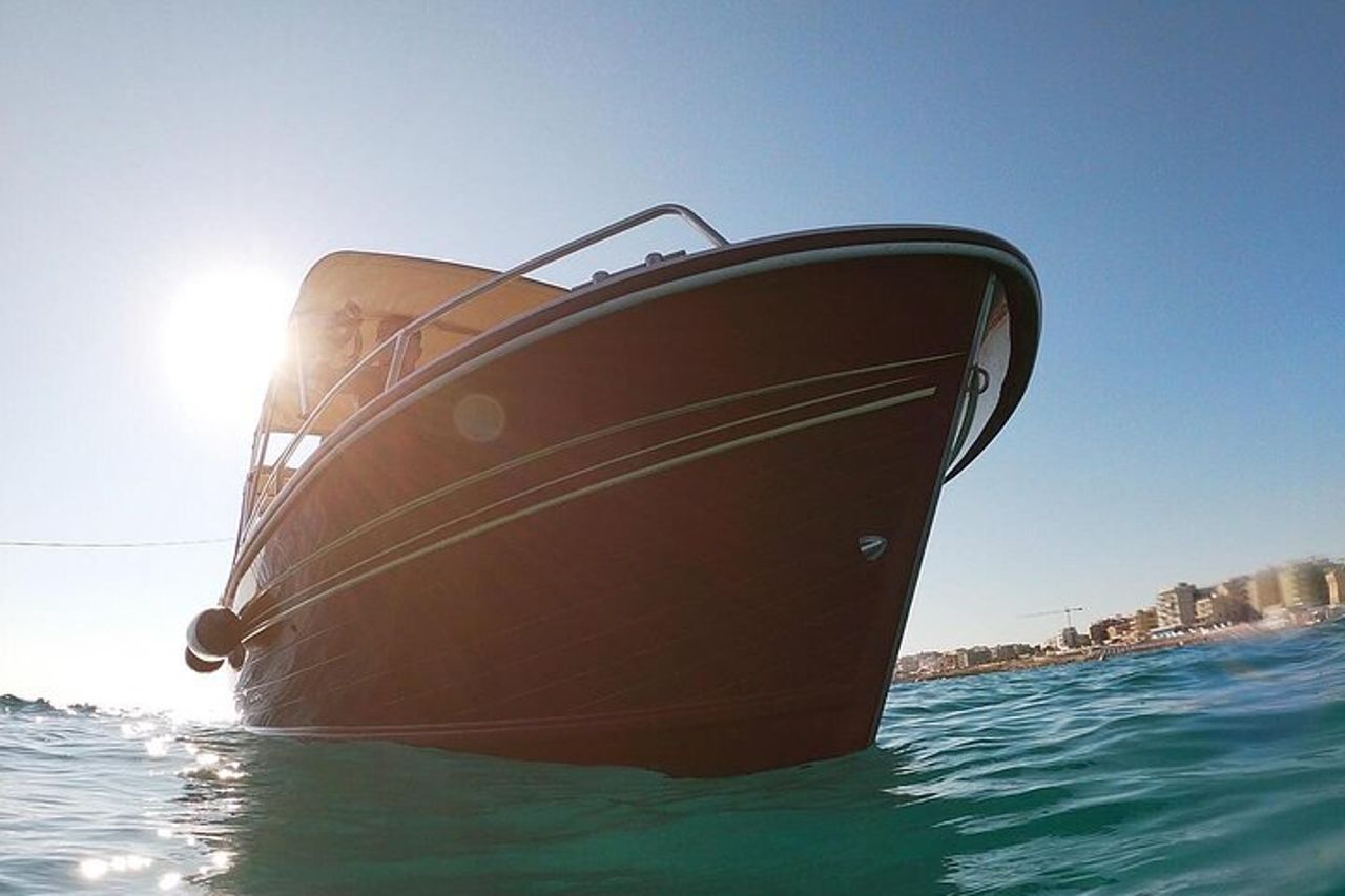 Escursione privata in barca a Gallipoli con Sasà Tours — 7