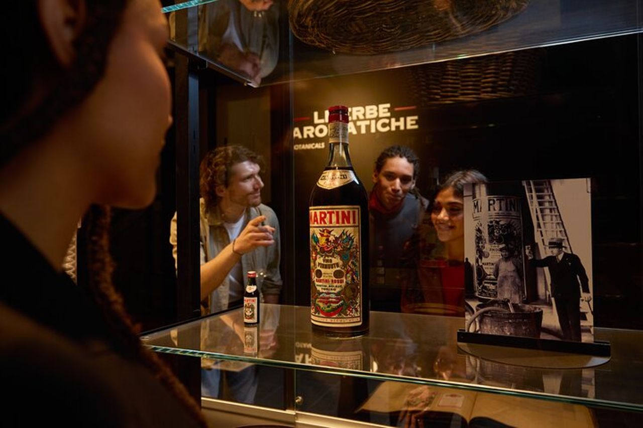 Visita guidata a Casa Martini con degustazione finale — 5