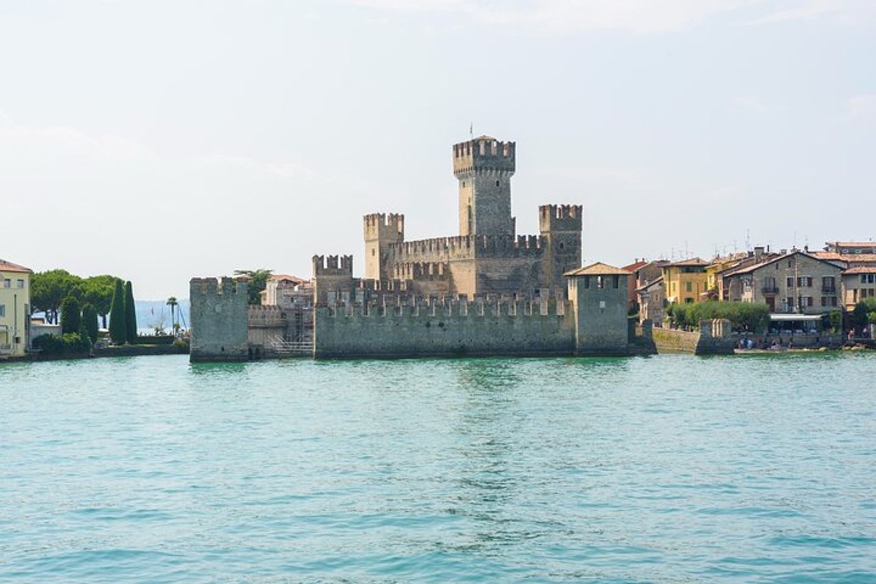 Da Lazise: Crociera in barca fino a Sirmione — 3