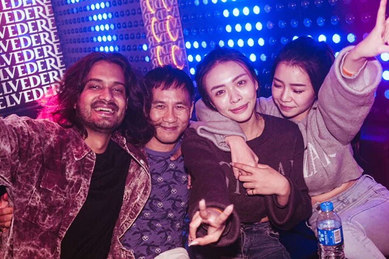 Hong Kong Pub Crawl a Lan Kwai Fong (LKF) — 6