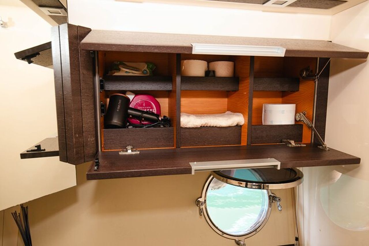 Crociera VIP Ischia & Procida su Azimut 62 — 9