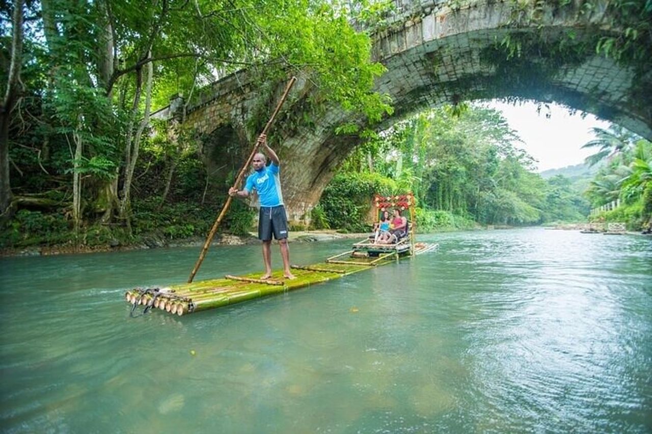 Lethe Bamboo River Rafting Montego Bay Punti salienti e shopping — 2