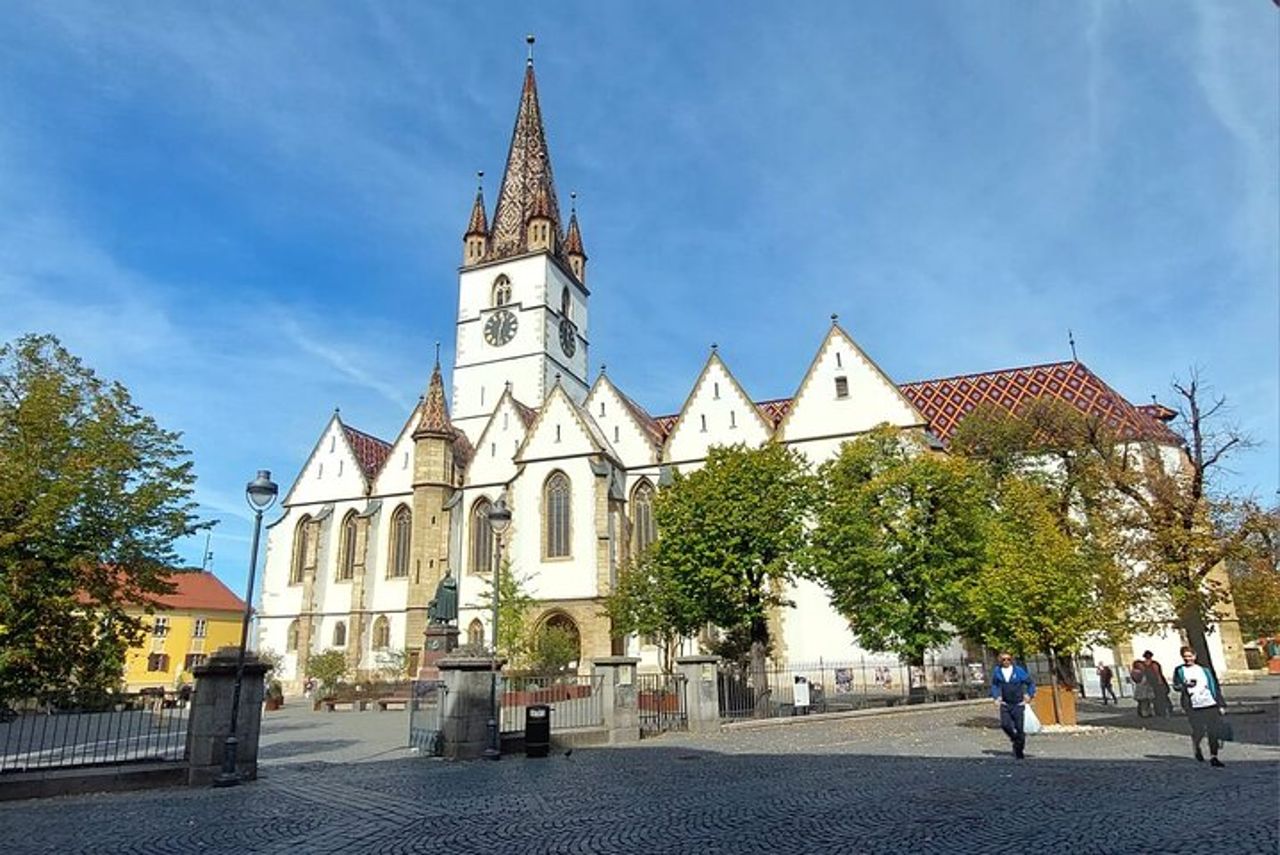 Scopri la magia di Sibiu Walking Private Experience — 3