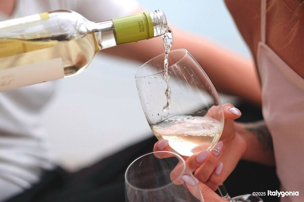 Tour privato di TRANI con esperienza aperitivo esclusiva — 3