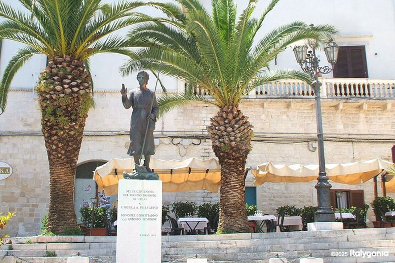 Tour privato di Trani: un gioiello d'arte sul mare Adriatico — 5