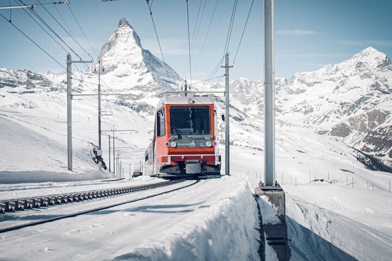 Da Basilea: Zermatt e Cervino in tour privato di un giorno — 2