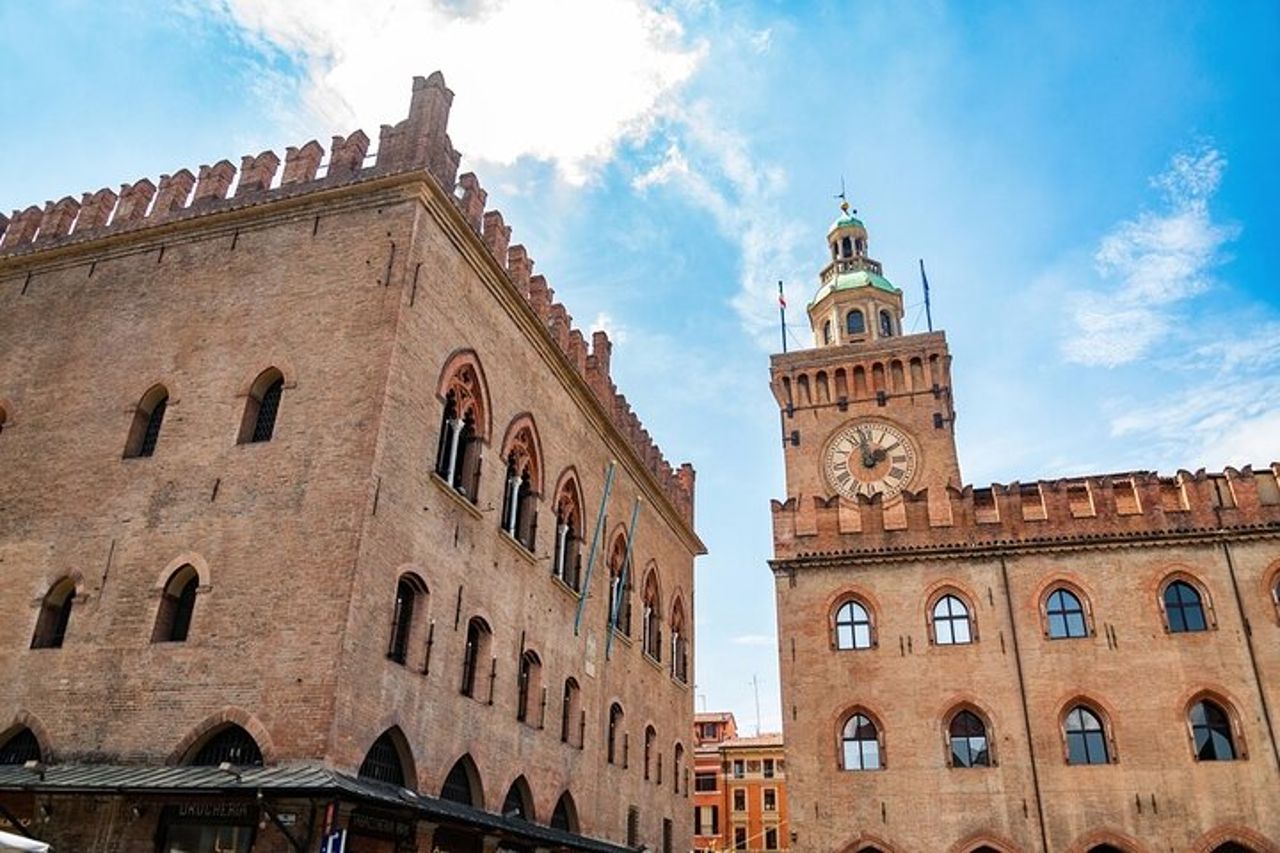 Tour privato a Maranello e Bologna con ingresso al Museo Ferrari — 5