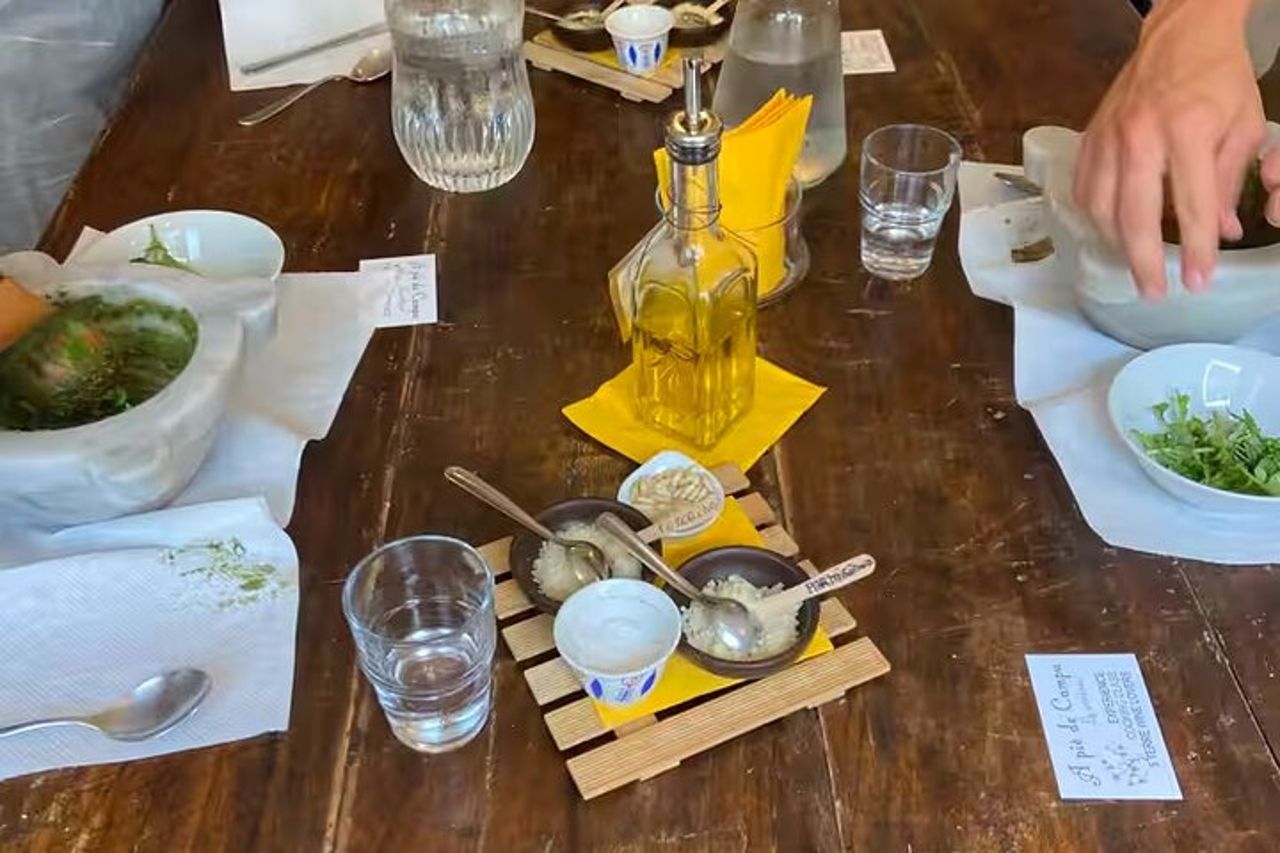 Cinque Terre: Corso di Pesto con Degustazione di Focacce a Manarola — 7