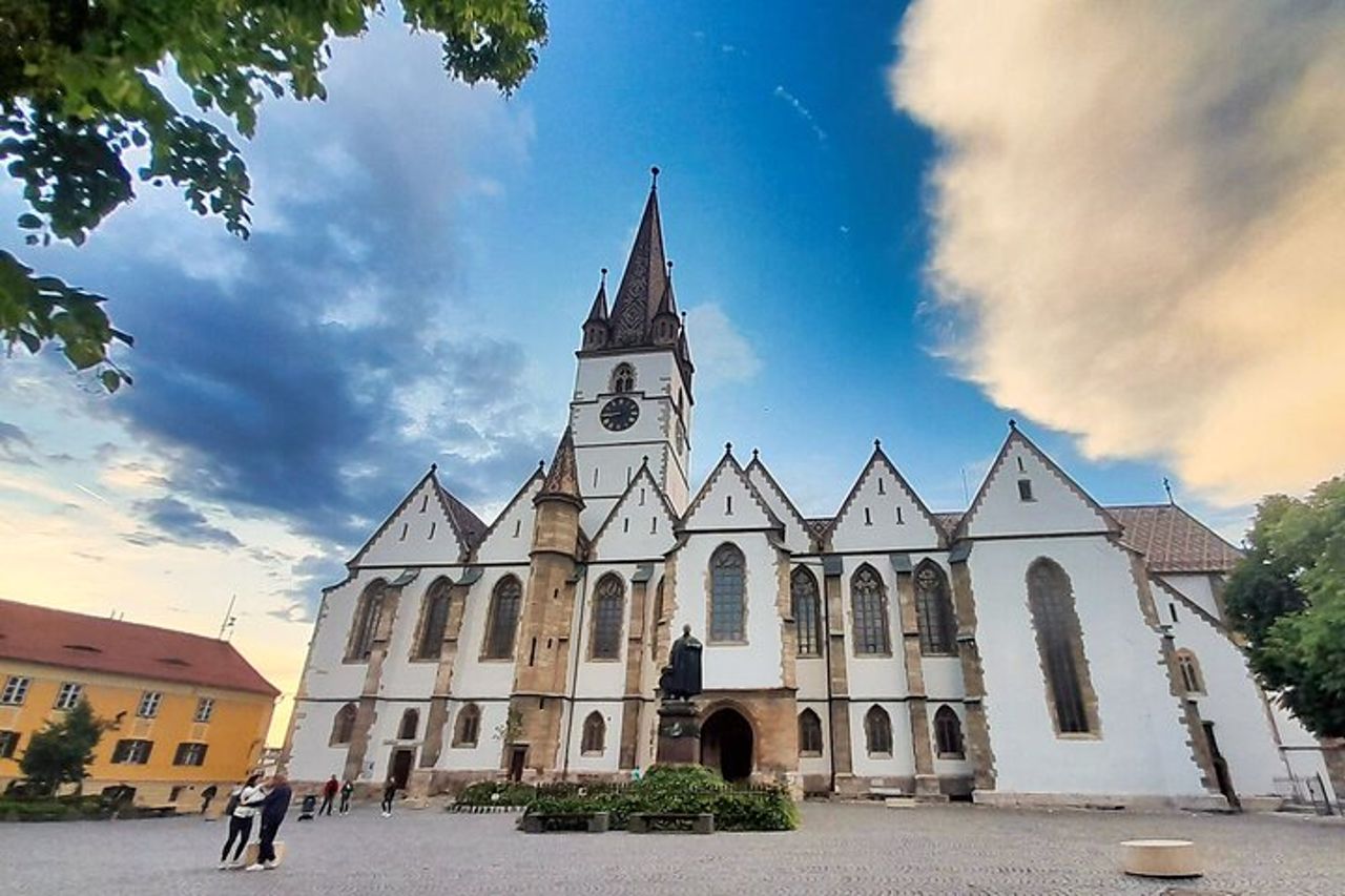 Sibiu e degustazione di vini, tour di un giorno da Cluj — 8