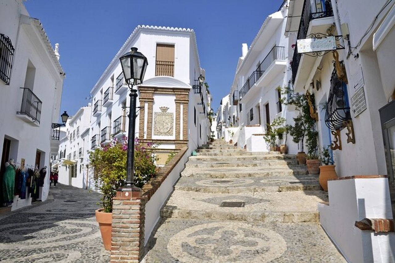 Villaggi Bianchi di Nerja e Frigiliana: tour privato da Malaga — 4