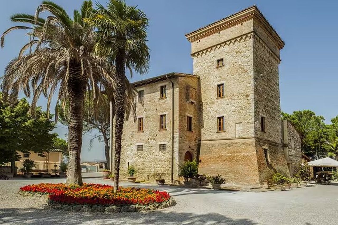 Umbria: Wine Tasting Tour con abbinamenti regionali vicino Perugia — 3