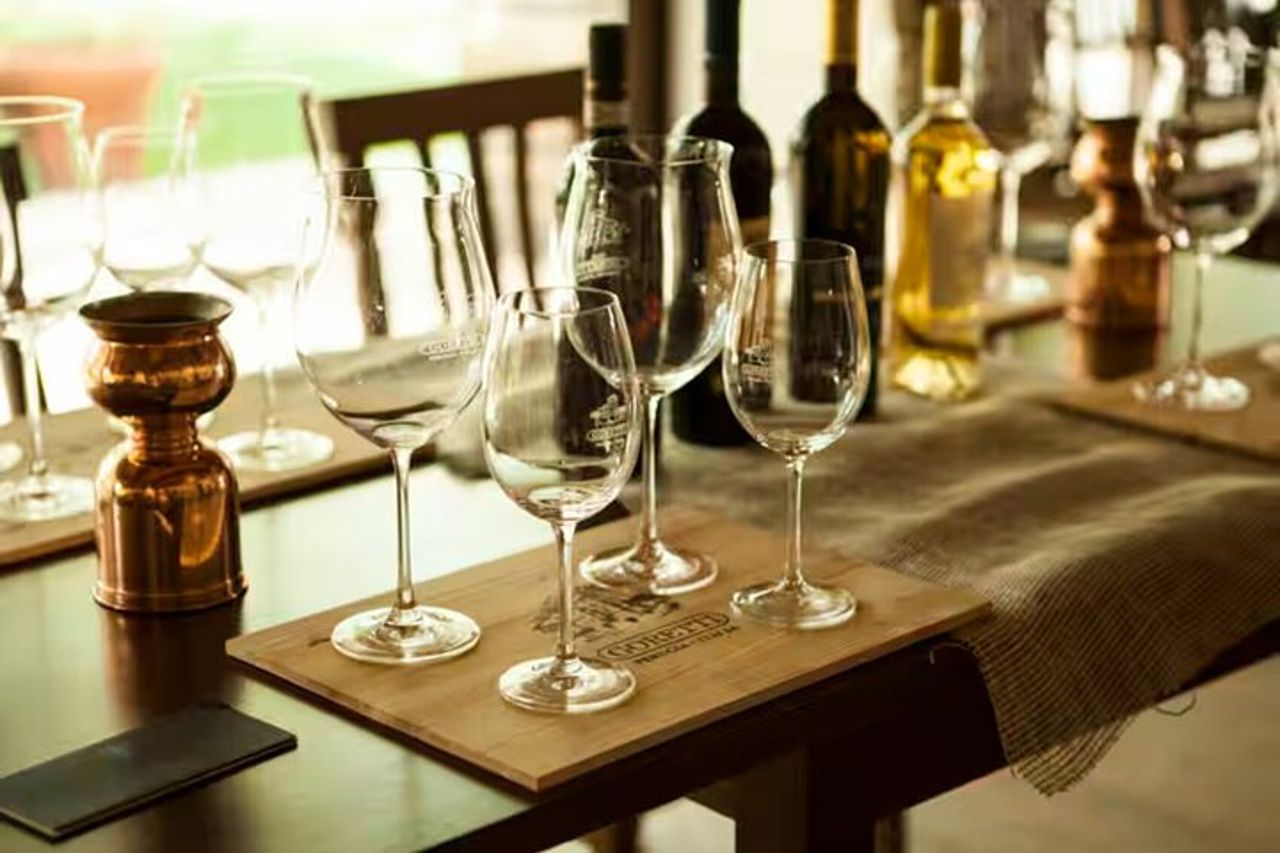 Umbria: Wine Tasting Tour con abbinamenti regionali vicino Perugia