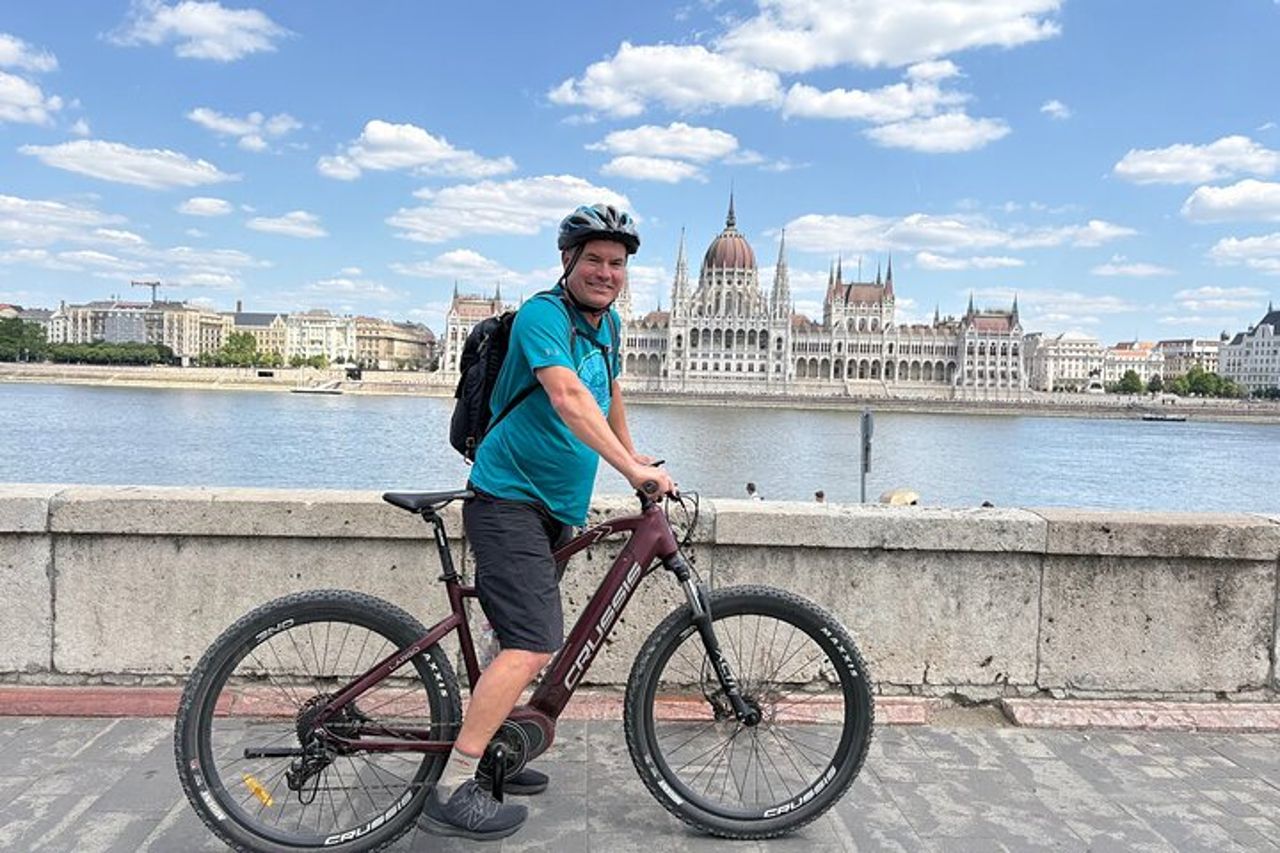 Budapest E-Mountain Biking a Buda Hills - Top of Budapest — 4