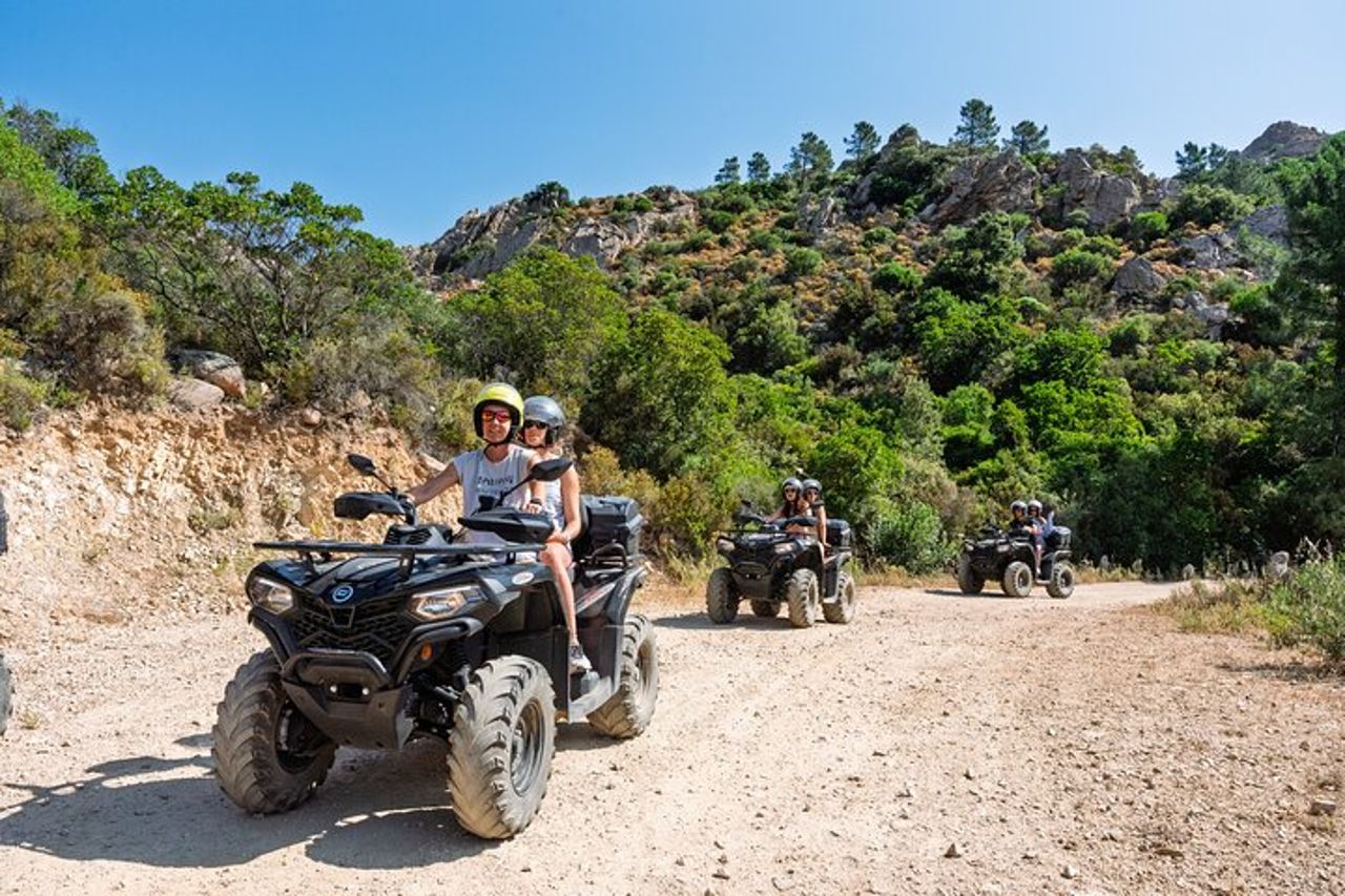Quad Tour San Teodoro: Piscine naturali & Aperitivo Sardo