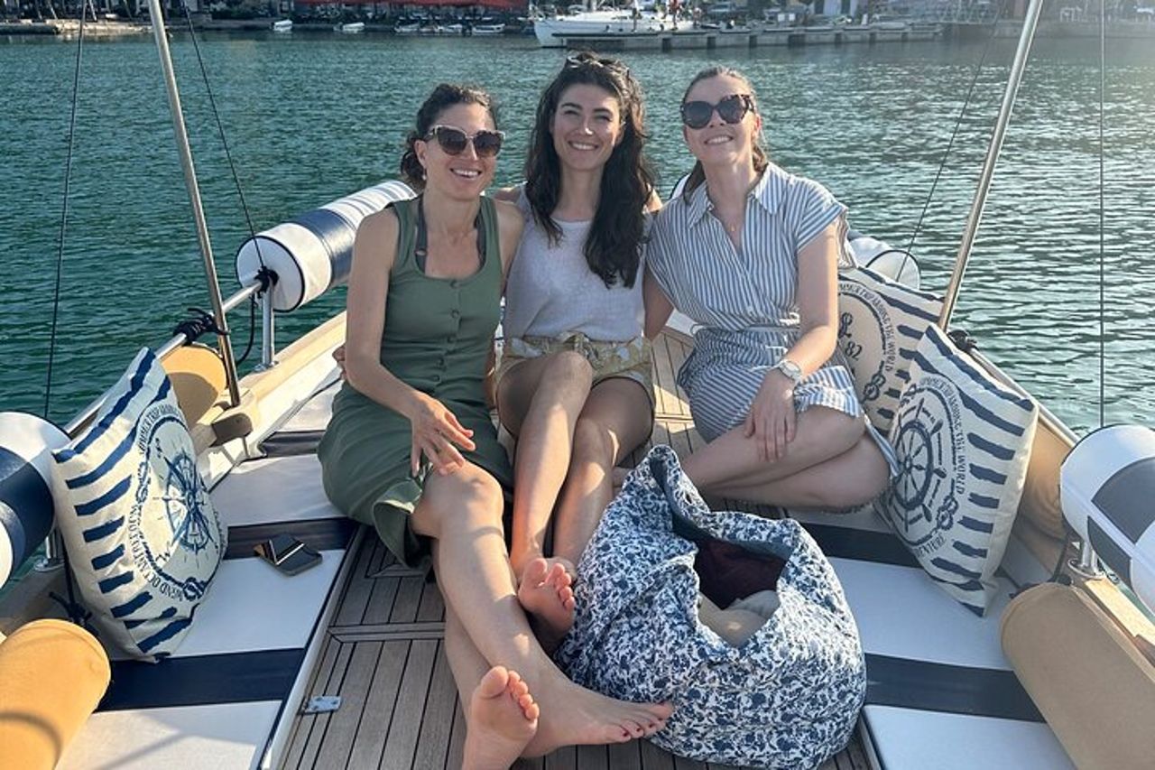 Tour privato alle Cinque Terre su un tradizionale gozzo ligure. — 3