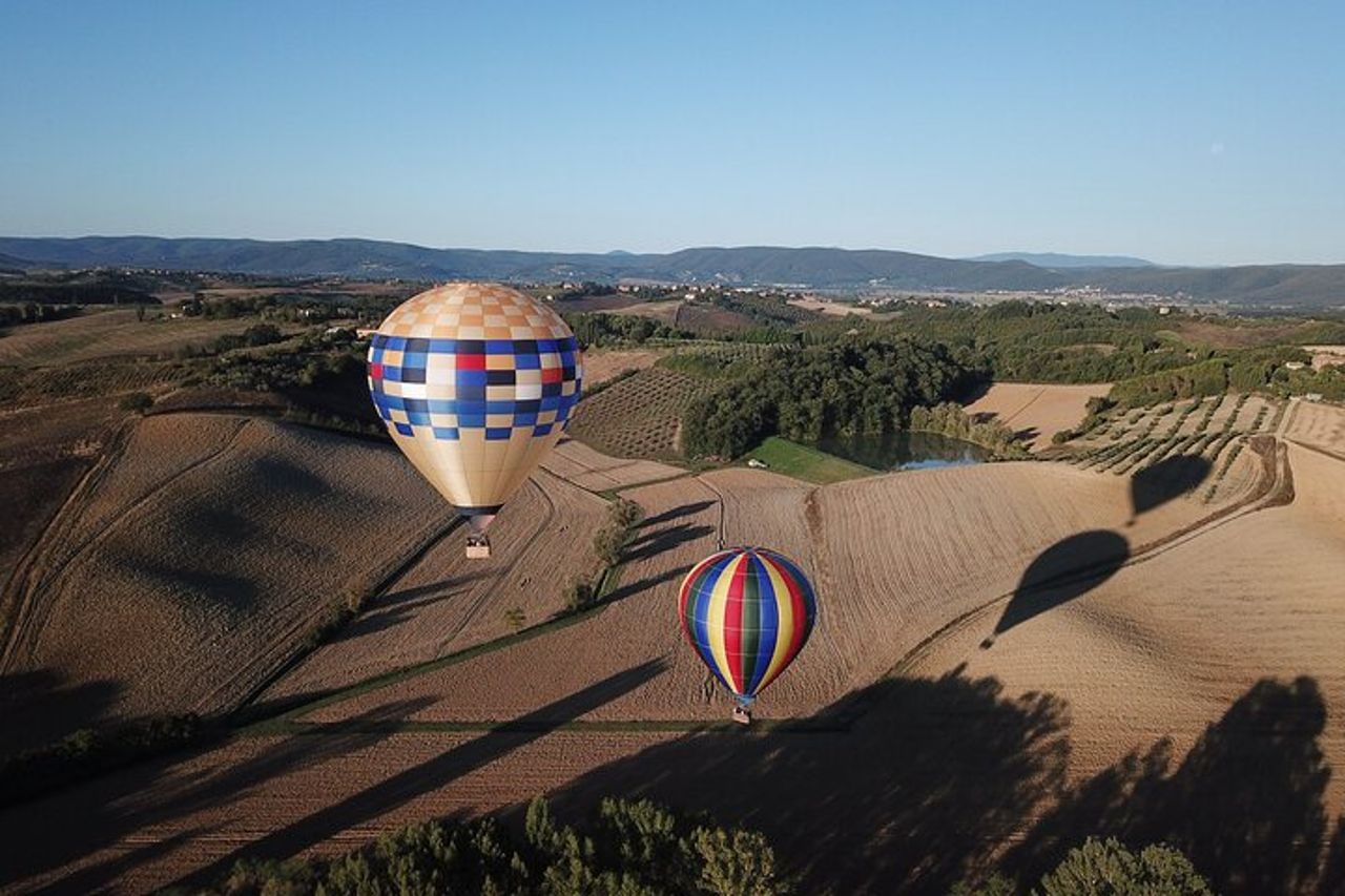 Volo in mongolfiera sul Chianti e Siena — 2