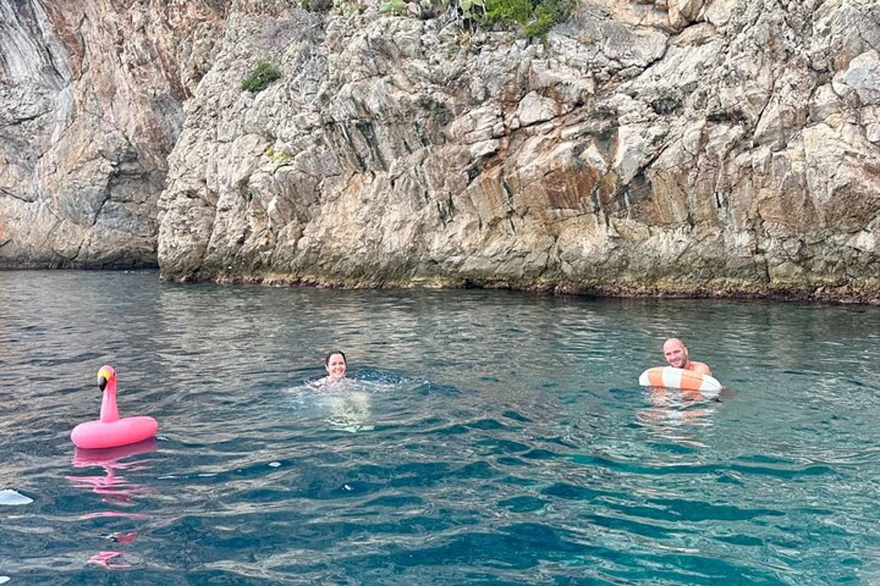 Da Cagnes: tour privato in barca a Cap d'Antibes con snorkeling — 7