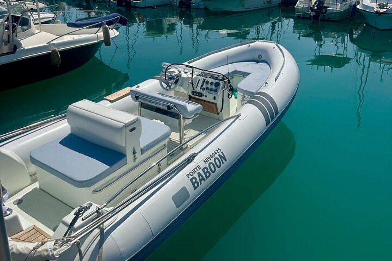 Da Cagnes: tour privato in barca a Cap d'Antibes con snorkeling — 5