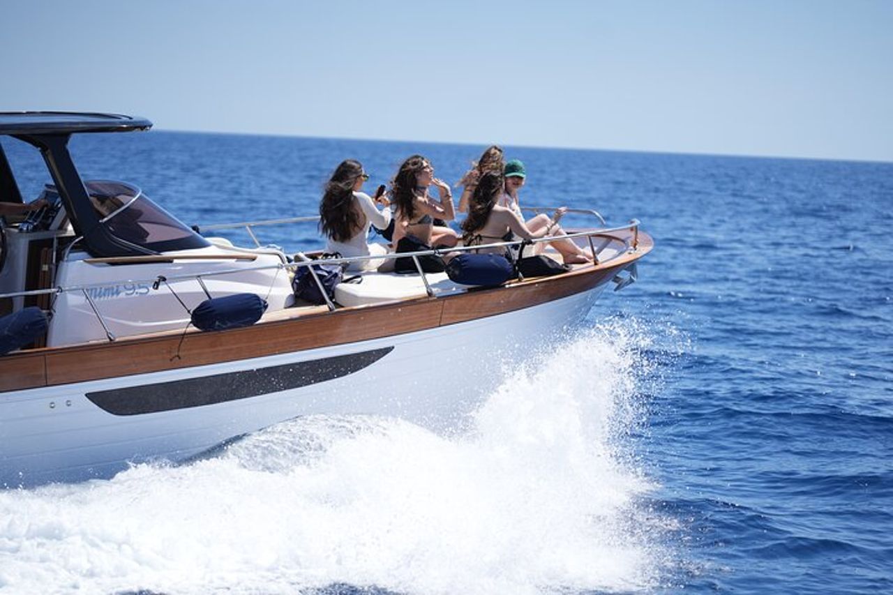 Vivi la Magia della Costiera dal mare: Maiori & Amalfi a Positano — 4