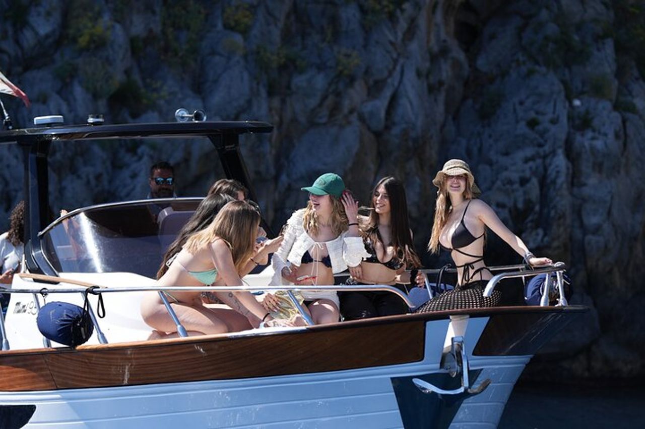 Vivi la Magia della Costiera dal mare: Maiori & Amalfi a Positano — 6