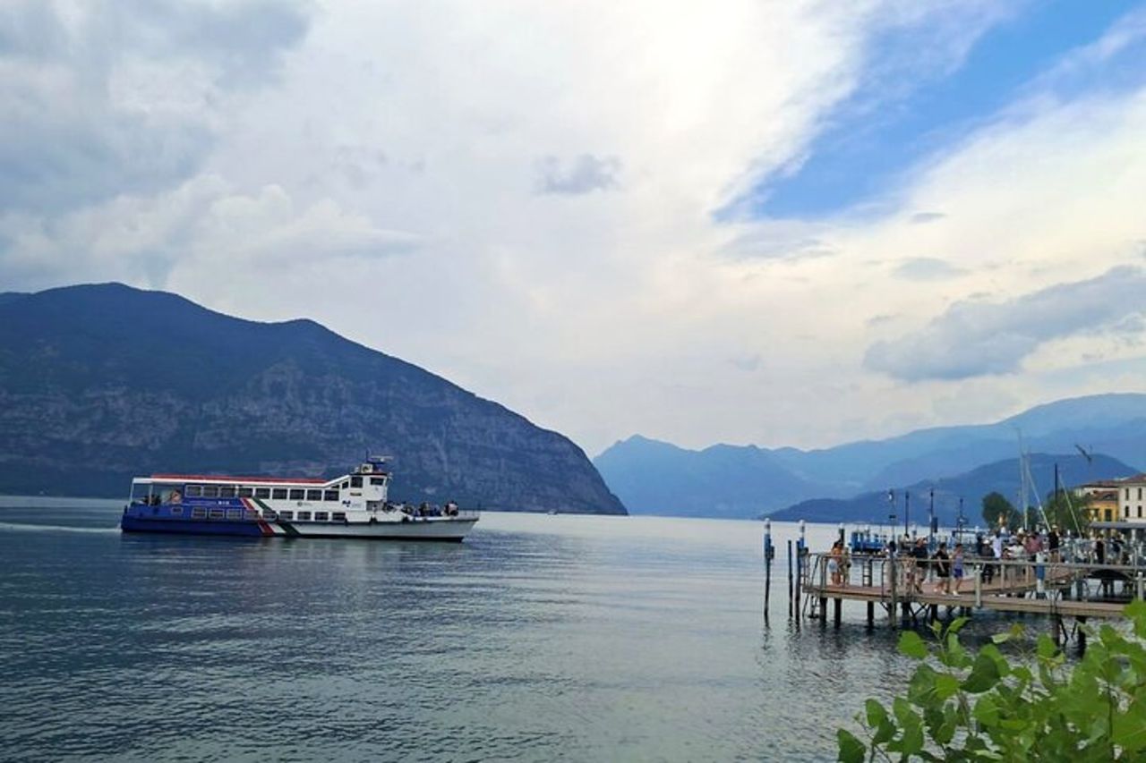 Lago d'Iseo & Cantina Franciacorta. Scenic & Wine Tasting tour — 6