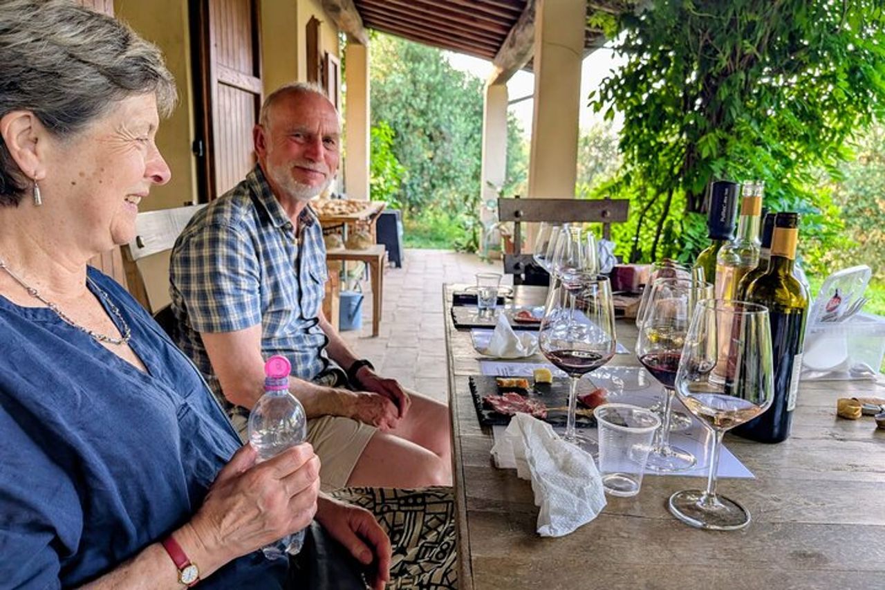San Gimignano degustazione vini Essenza Toscana — 8