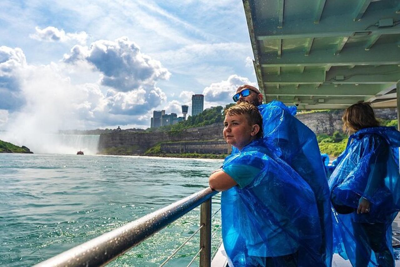 Cascate del Niagara USA Premium Tour : Elicottero e cameriera della nebbia — 4