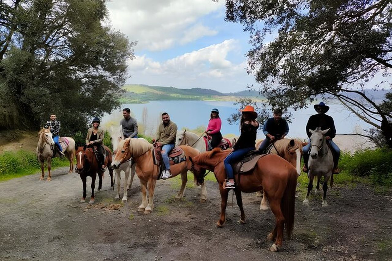 Passeggiata a cavallo sul Lago di Martignano con Guida Vicino Roma — 7