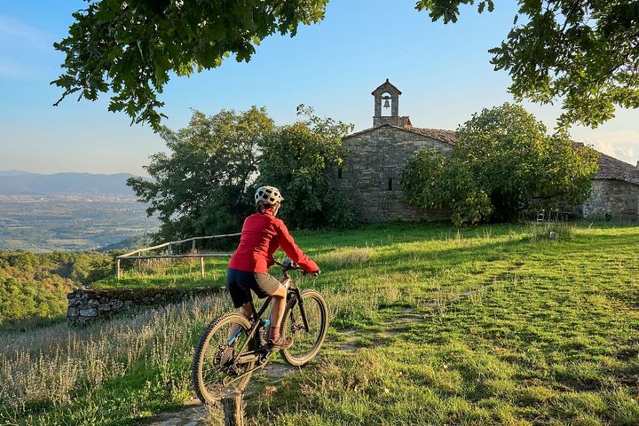 Noleggio E-Bike nelle Colline Toscane da Castellina in Chianti — 4