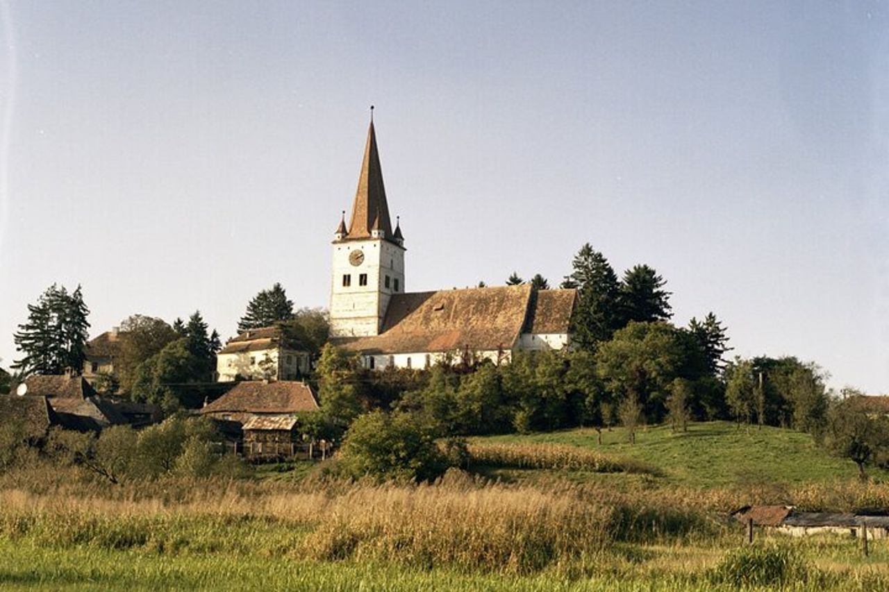 Sibiu > Chiese fortificate, vita contadina e tour in carrozza — 4