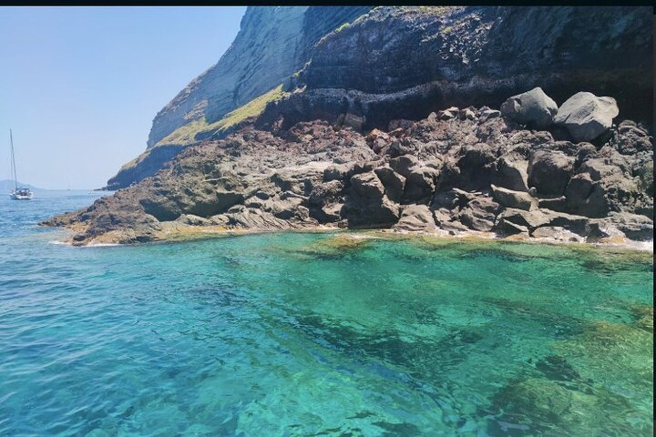 Escursioni in barca Lipari - Salina — 2