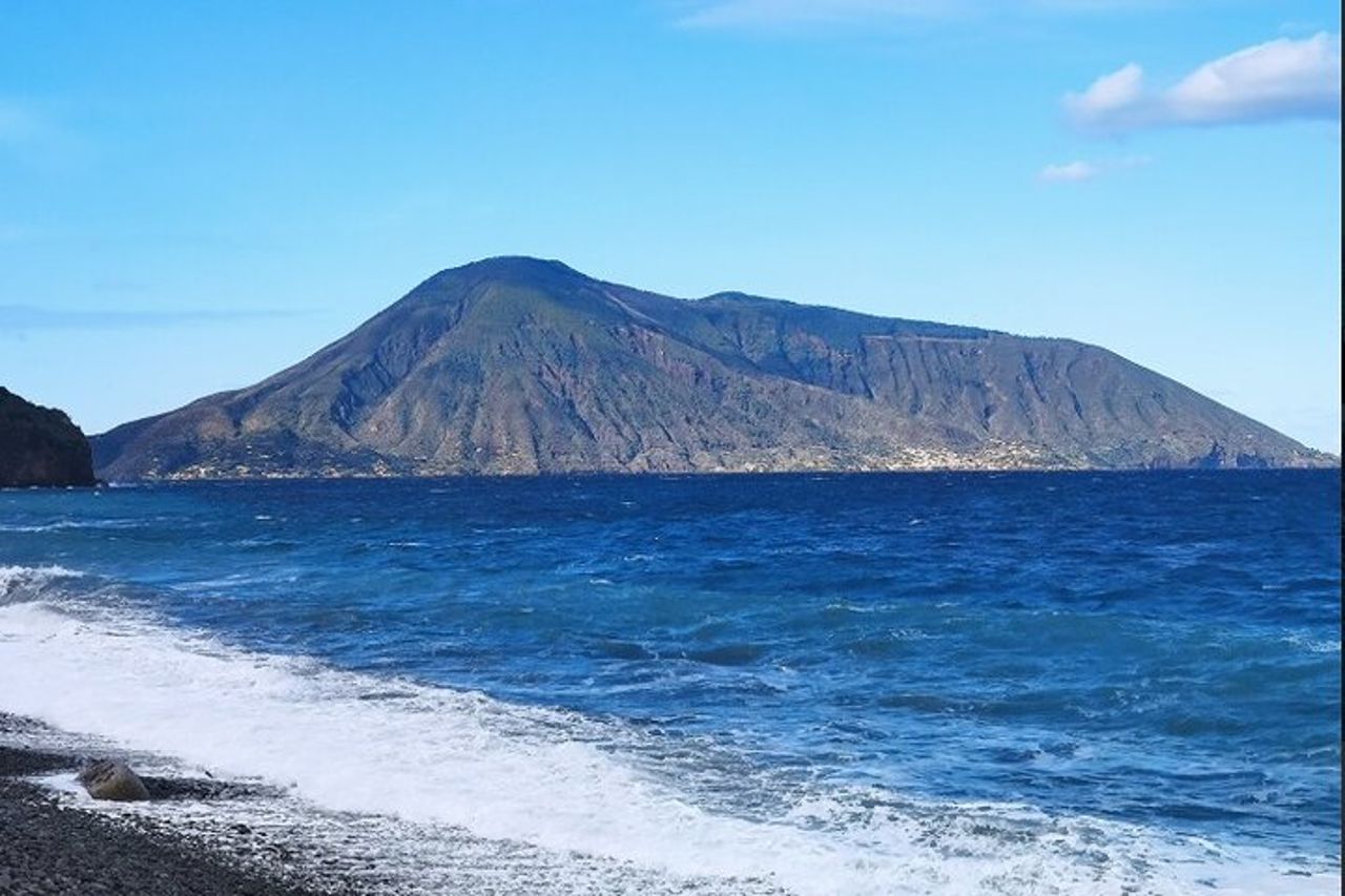 Escursioni in barca Lipari - Salina — 3