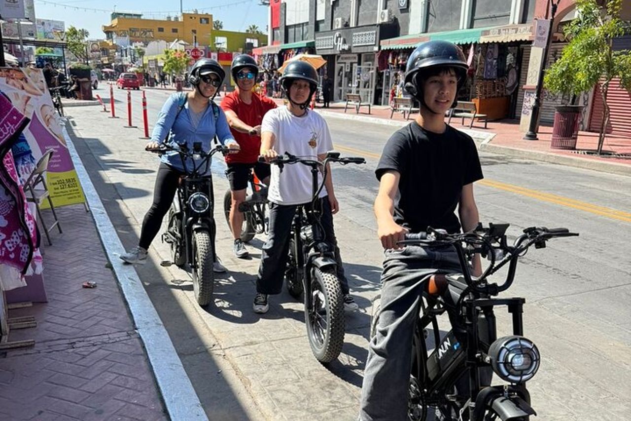 Scopri la cultura della spiaggia e Baja Tacos in E Bike — 4